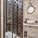 New ! Outstanding 2Br & 1Br Apt In Paris 15